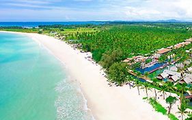 Graceland Khaolak Beachfront Resort